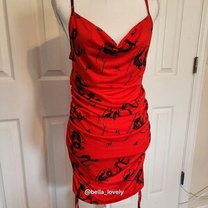 🏖 Justify Red Garment with Black Accents